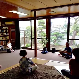 Homestay Roundabout Toyonaka