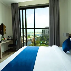 Grand Kingsgate Jaddaf Waterfront By Millennium 4* Dubai